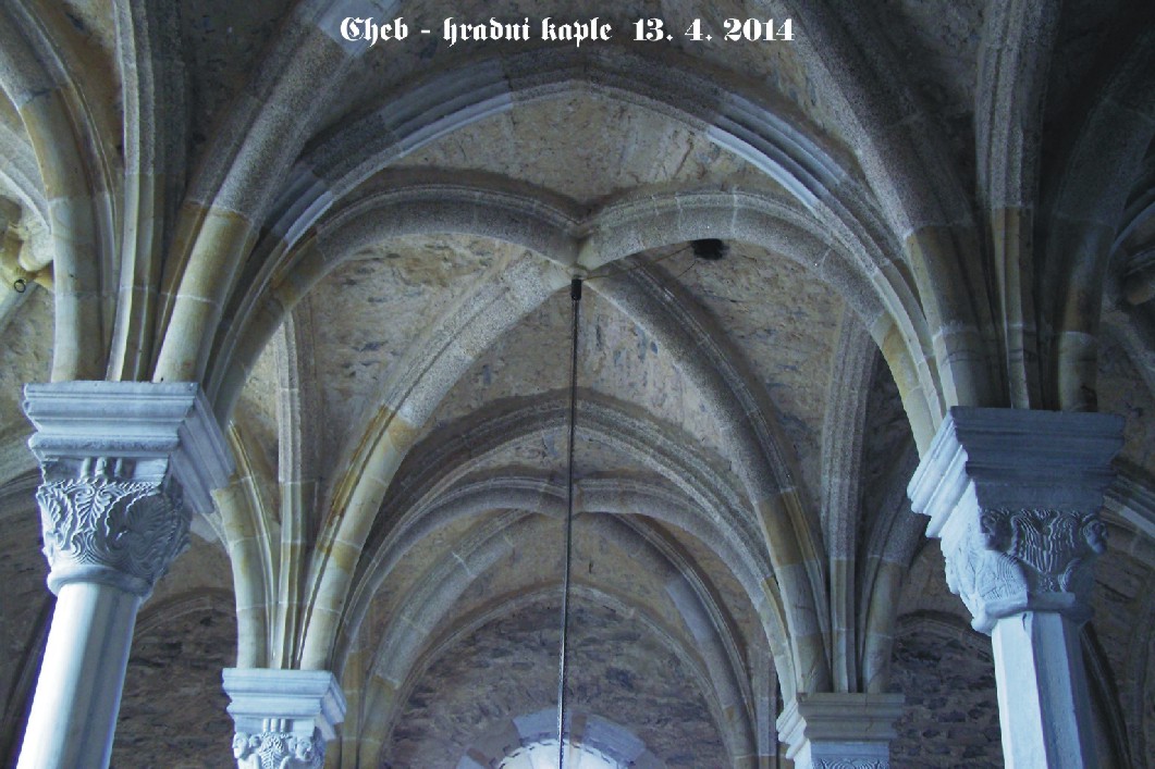 hradní kaple interiér