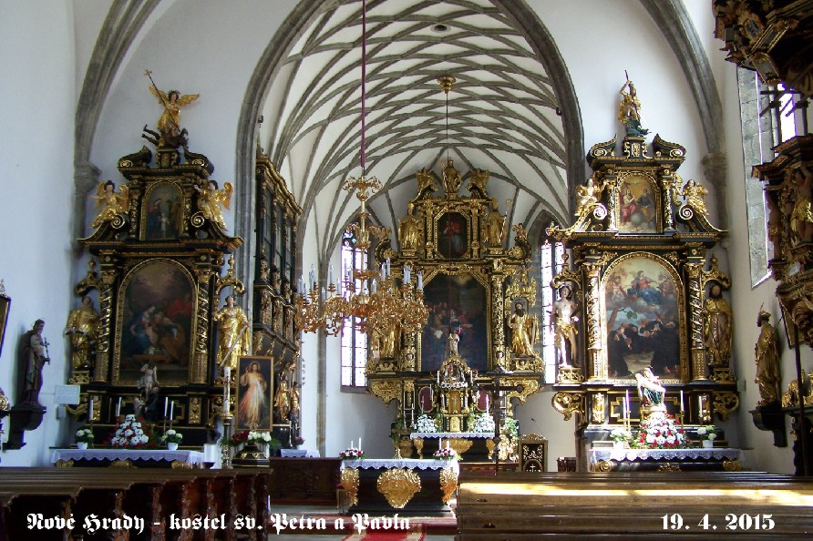 kostel interiér